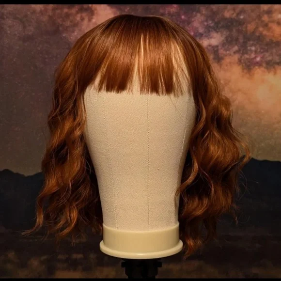 Auburn short wavy wig with bangs 14 inch - Picture 2 of 9